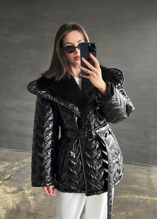 Rugan Yakası Kürklü Mont SİYAH